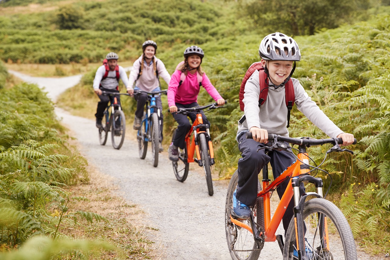 Rodzinne spędzanie czasu – czy jazda rowerem może być wspólną aktywnością?